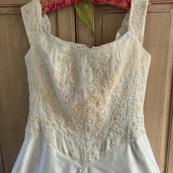 Mori Lee wedding White Floral Embroidered Gown LN - Picture 5 of 11